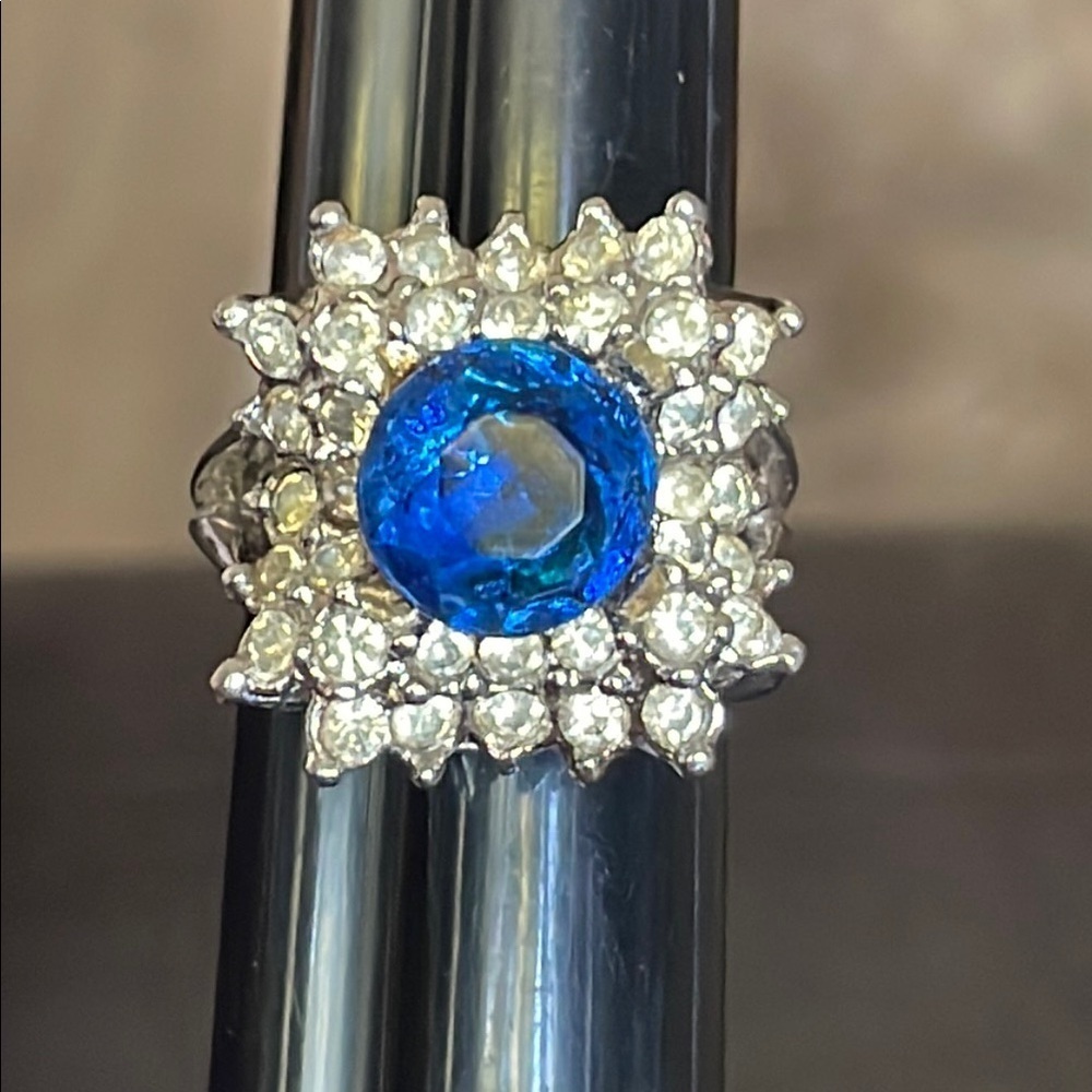 Statement ring 18K T G.E. Cubic zirconia Blue and Silvertone  Ring 5.5”